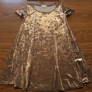 Feels like velvet. Shimmering dress